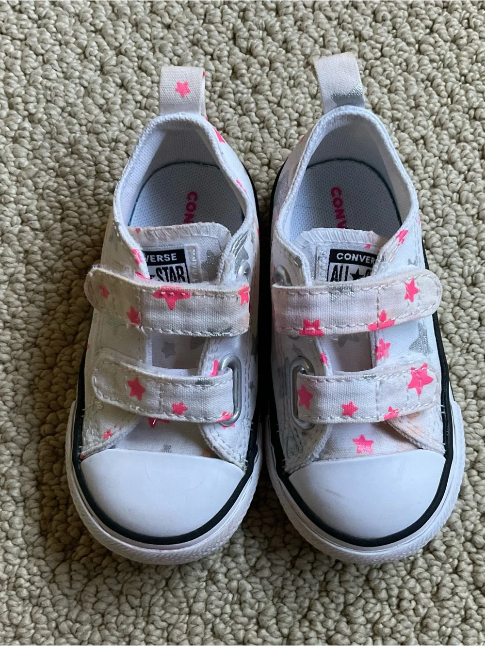 Converse Kids White Canvas Star Sneaker Size 6